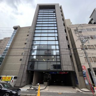【月極駐車場 神戸市中央区磯辺通】ワンノットトレーズビル駐車場