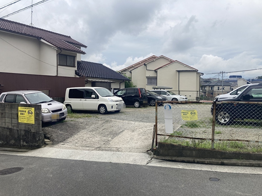 【月極駐車場 神戸市北区鈴蘭台南町】P-CLUB鈴蘭台南町駐車場